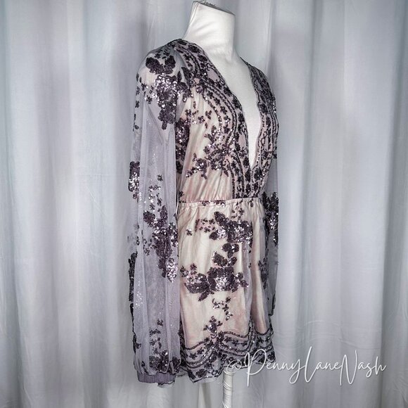 NWT L'Atiste Sheer Sleeve Sequined Deep V Neck Romper Lvander - Picture 3 of 14